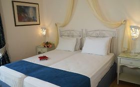 Vasilaras Hotel